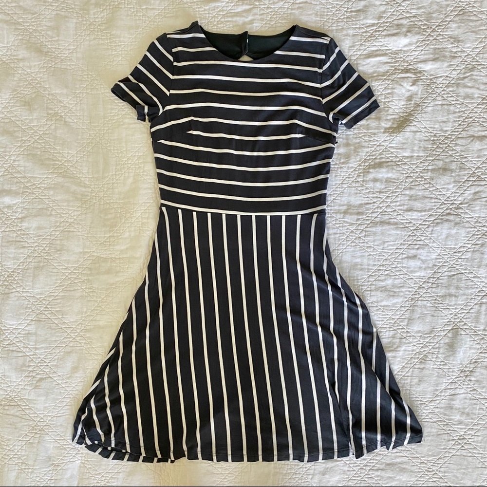 LOFT Dress - Like New